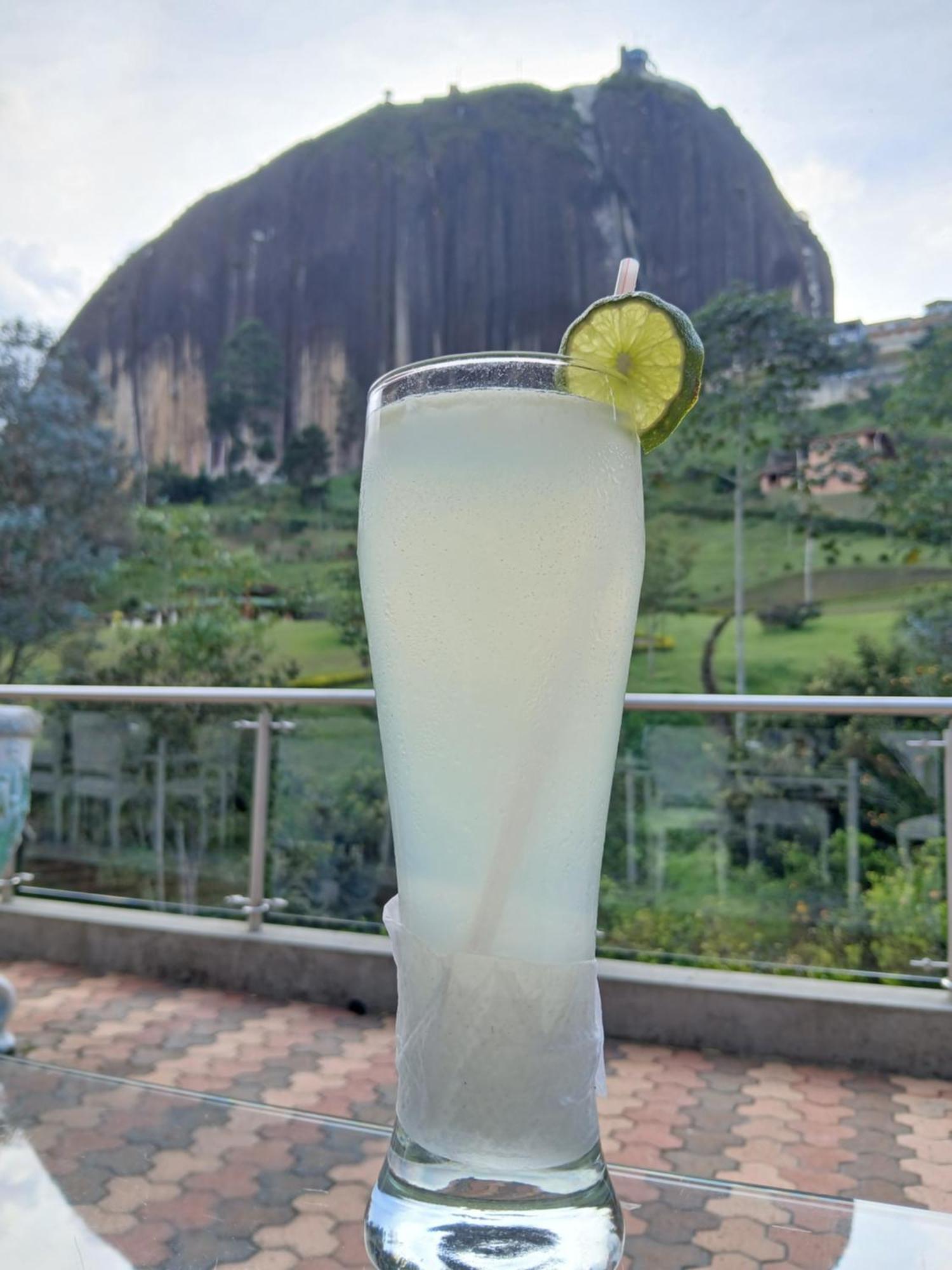 Piedra Del Penol Hotel Guatapé Zewnętrze zdjęcie