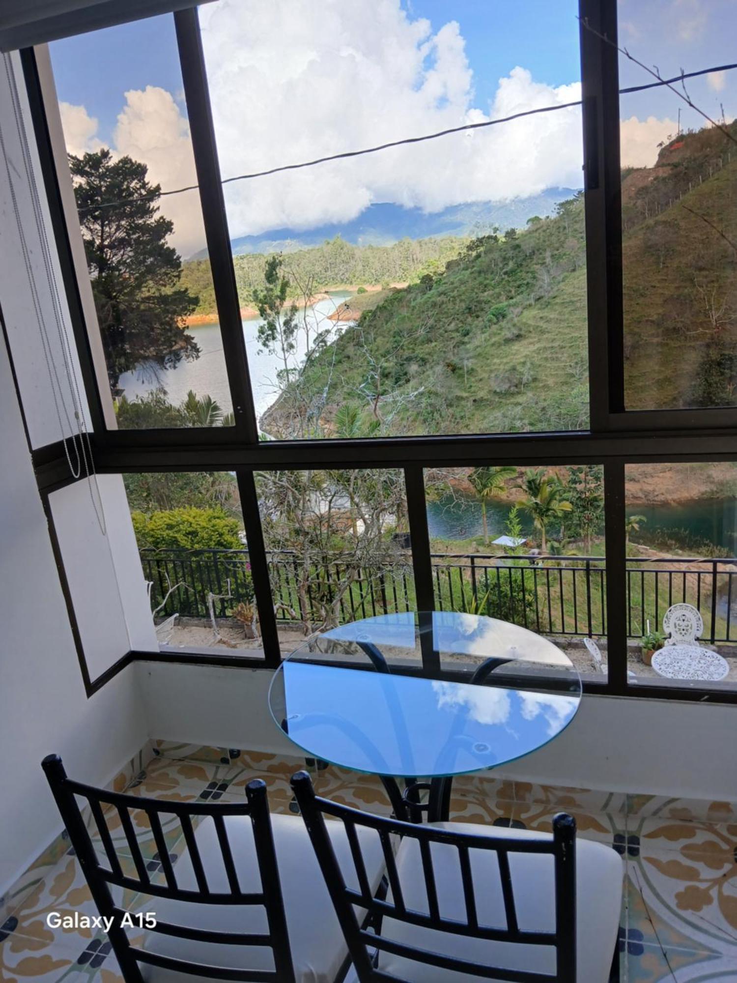 Piedra Del Penol Hotel Guatapé Zewnętrze zdjęcie