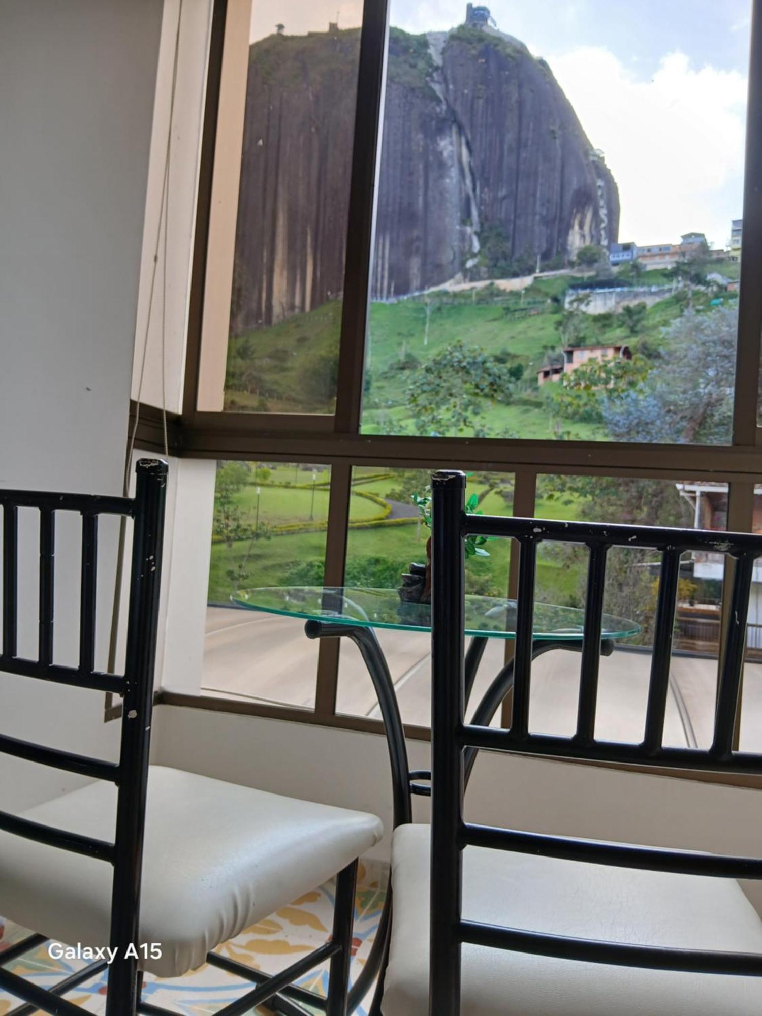 Piedra Del Penol Hotel Guatapé Zewnętrze zdjęcie